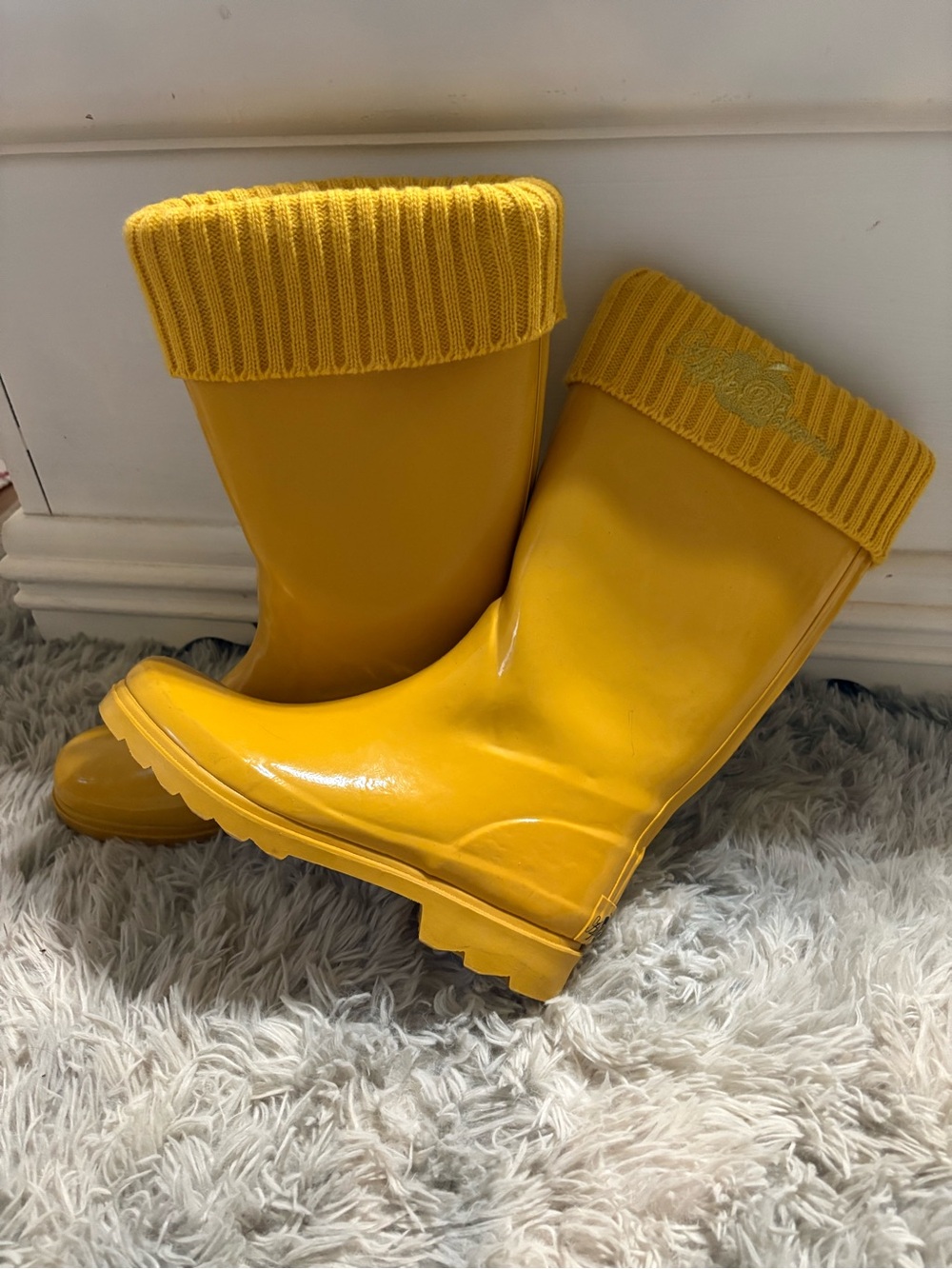 Apple Bottoms 🍎 Mustard Yellow Glossy Rain Boots with Knit Cuffs. Sz 9 - Picture 14 of 14